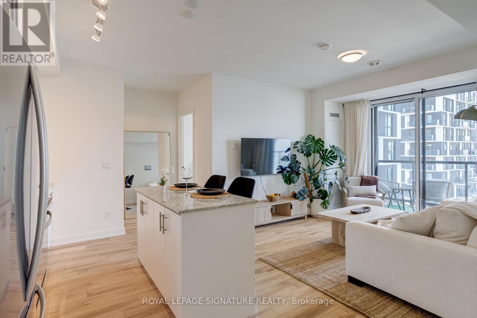 503 - 335 Wheat Boom Drive, Oakville, Ontario  L6H 7Y1 - Photo 5 - W12578680