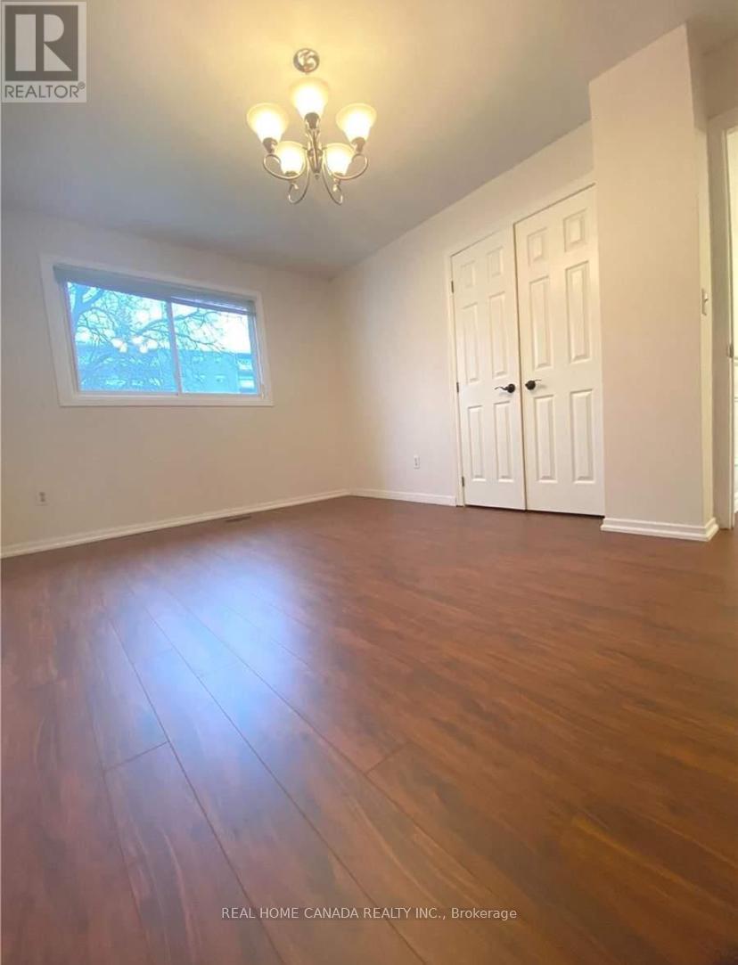 1261 Redbank Crescent, Oakville, Ontario  L6H 1Y4 - Photo 14 - W12578682