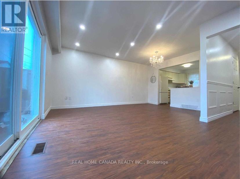 1261 Redbank Crescent, Oakville, Ontario  L6H 1Y4 - Photo 2 - W12578682