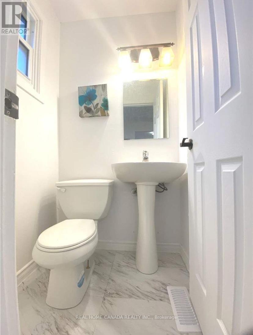 1261 Redbank Crescent, Oakville, Ontario  L6H 1Y4 - Photo 9 - W12578682