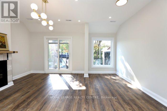 B - 201 Medland Street, Toronto, Ontario  M6P 2N6 - Photo 10 - W12578690