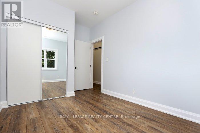 B - 201 Medland Street, Toronto, Ontario  M6P 2N6 - Photo 17 - W12578690