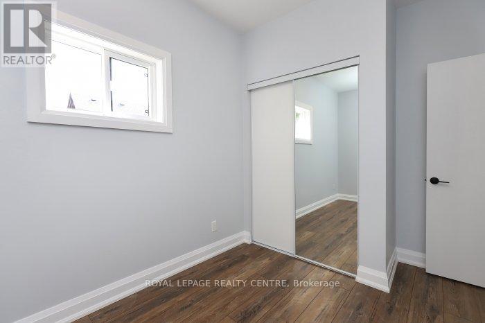 B - 201 Medland Street, Toronto, Ontario  M6P 2N6 - Photo 18 - W12578690