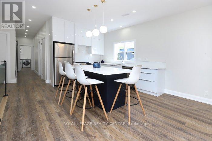 B - 201 Medland Street, Toronto, Ontario  M6P 2N6 - Photo 2 - W12578690