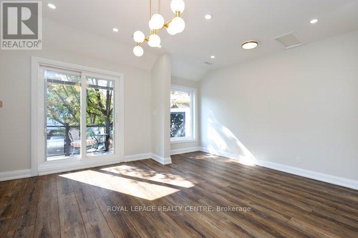 B - 201 Medland Street, Toronto, Ontario  M6P 2N6 - Photo 9 - W12578690