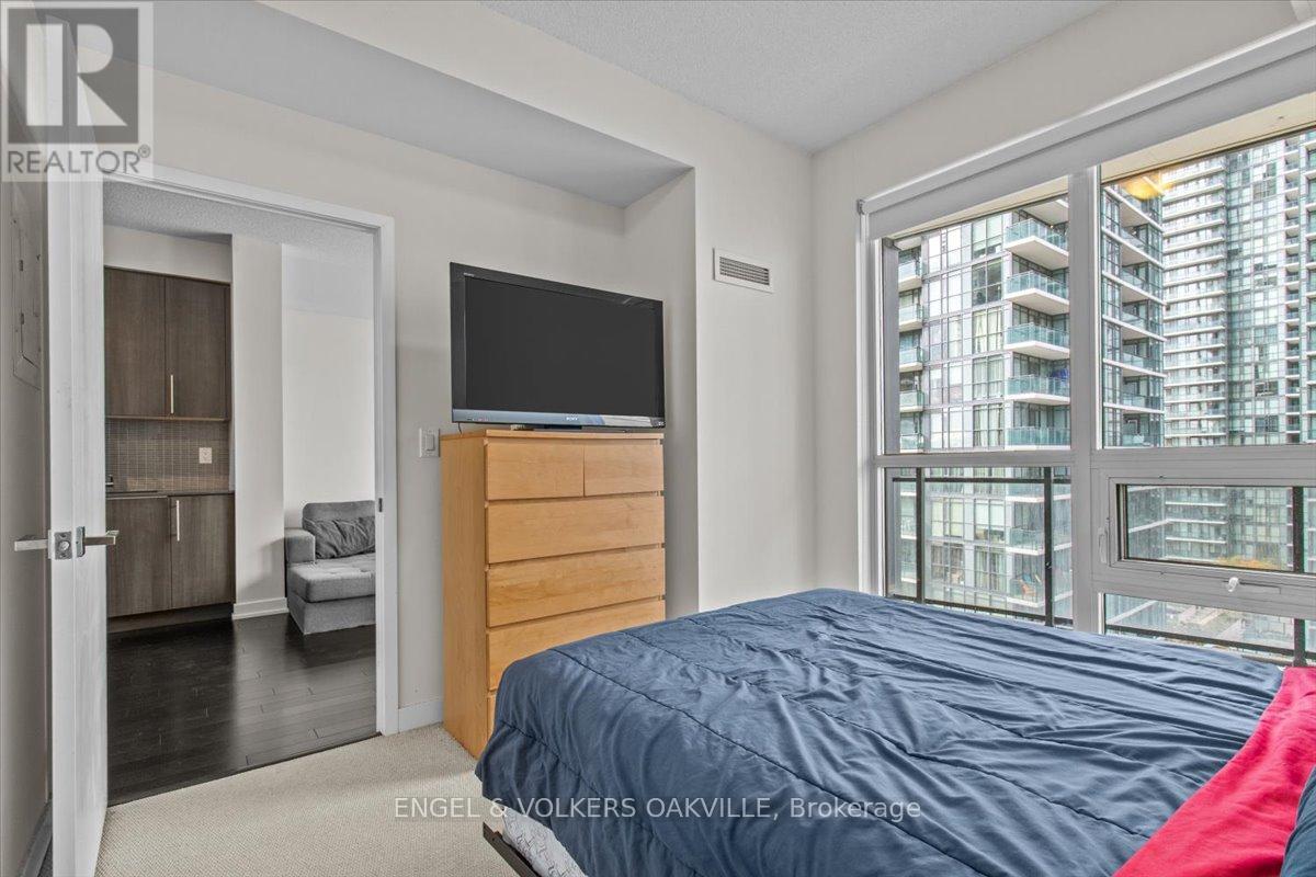 1105 - 510 Curran Place, Mississauga, Ontario  L5B 0J8 - Photo 13 - W12578756