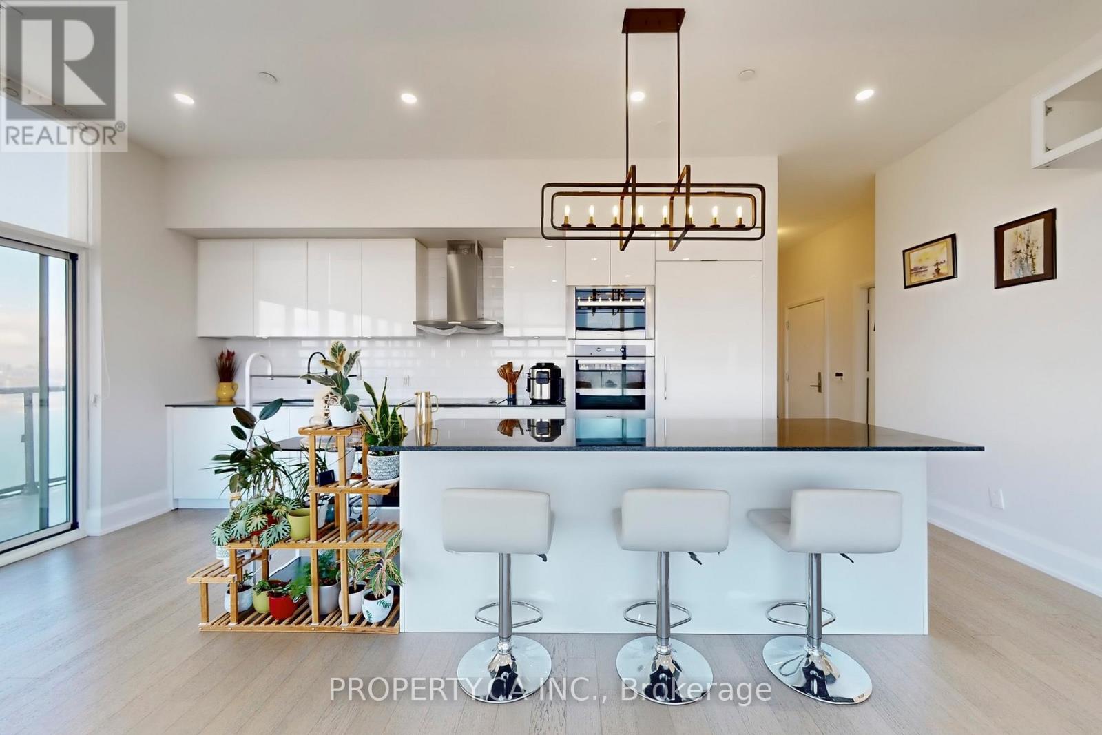 Uph05 - 56 Annie Craig Drive, Toronto, Ontario  M8V 0C8 - Photo 13 - W12578776