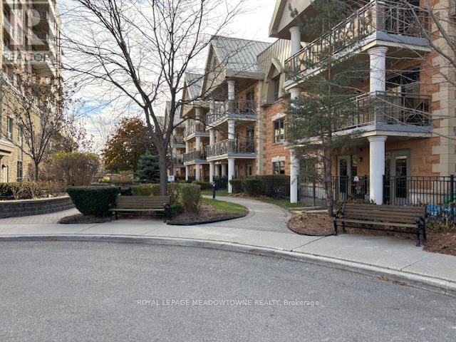 313 - 830 Scollard Court, Mississauga, Ontario  L5V 0A2 - Photo 2 - W12578806