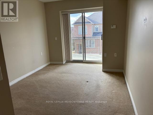 313 - 830 Scollard Court, Mississauga, Ontario  L5V 0A2 - Photo 8 - W12578806