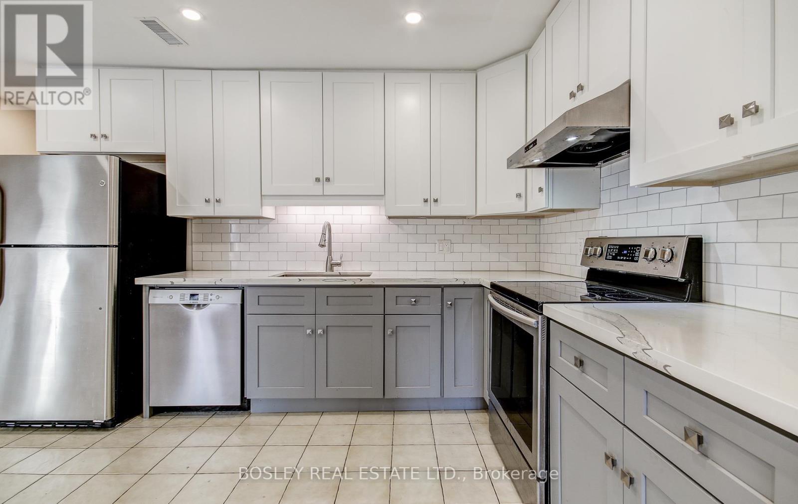 Upper - 376 Berkeley Street, Toronto, Ontario M5A 2X7 - Photo 11 - C12576682