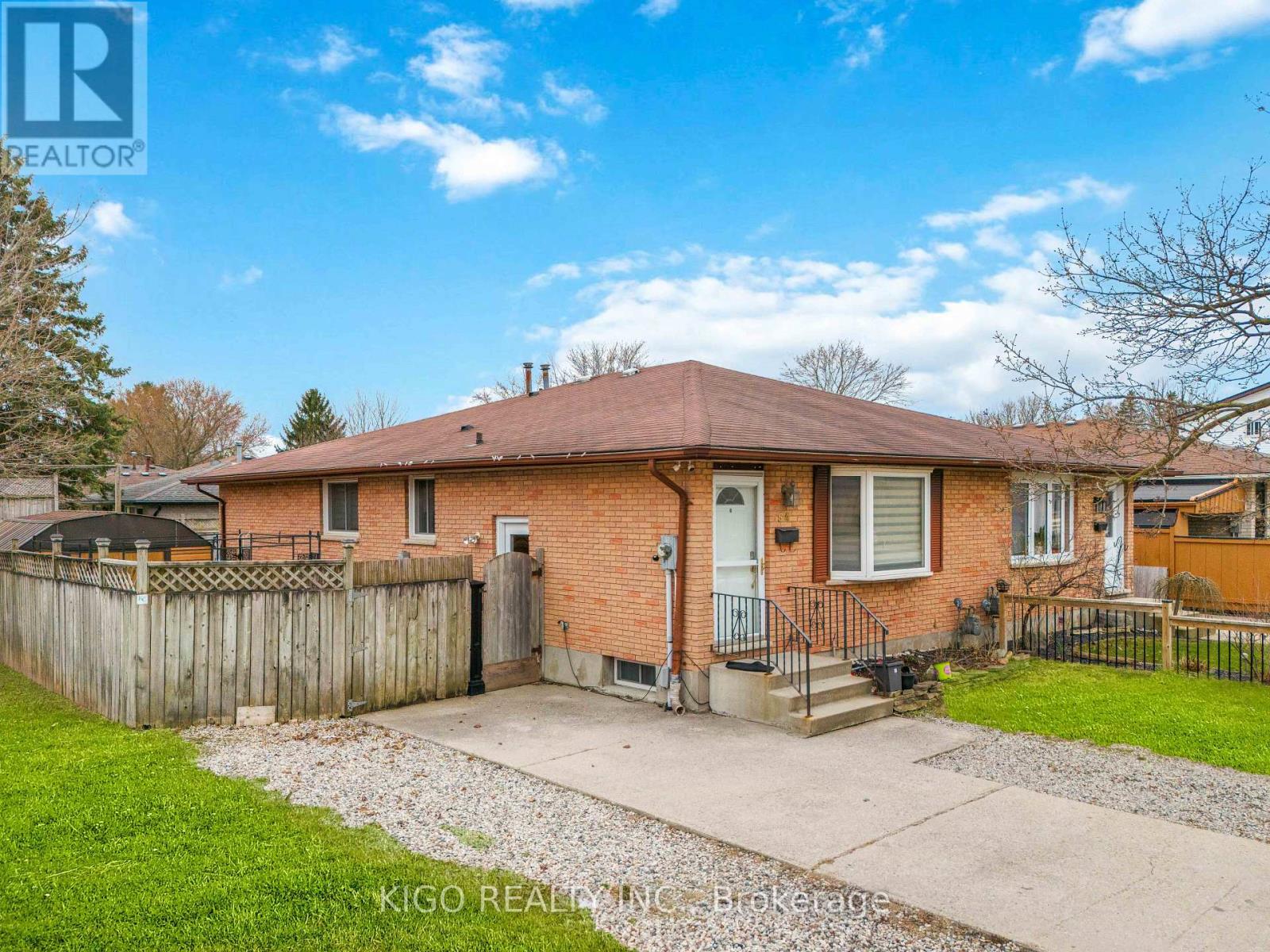 54 BRENNAN DRIVE N, Strathroy-Caradoc, Ontario