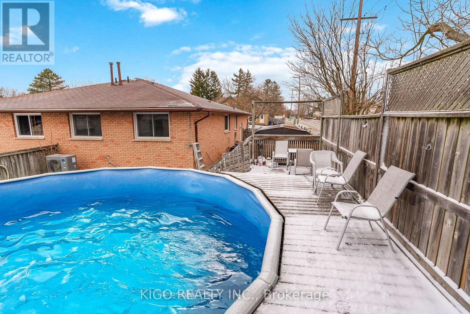 54 Brennan Drive N, Strathroy-Caradoc, Ontario  N7G 3S3 - Photo 43 - X12578556