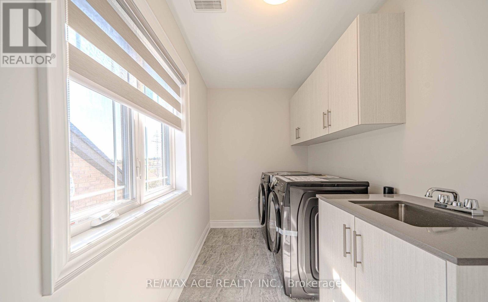 350 Cullen Trail, Peterborough, Ontario  K9H 0J9 - Photo 12 - X12578562