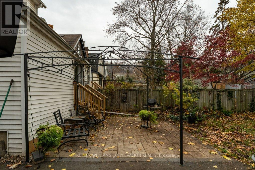 276 Graham Avenue S, Hamilton, Ontario  L8K 2M6 - Photo 39 - X12578672