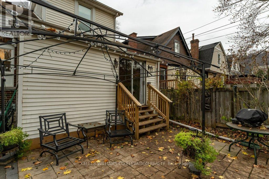 276 Graham Avenue S, Hamilton, Ontario  L8K 2M6 - Photo 40 - X12578672