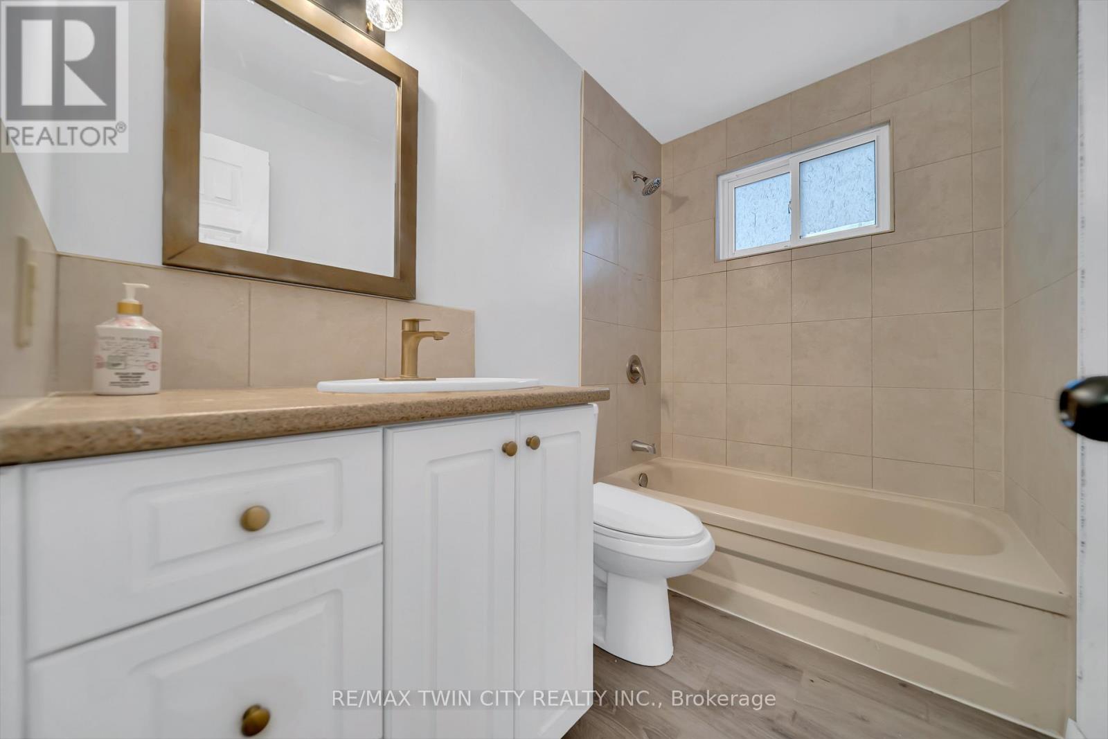 88 Glen Lake Crescent, Kitchener, Ontario  N2N 1C5 - Photo 18 - X12578778