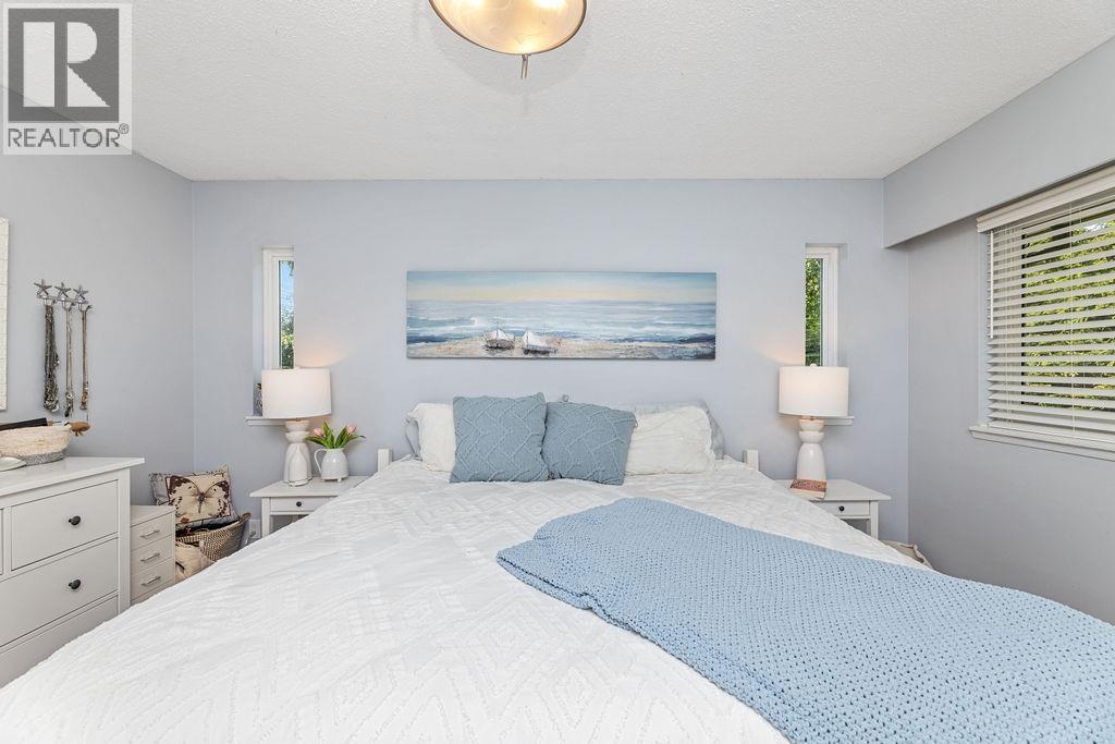 1200 Paggio Road, Roberts Creek, British Columbia  V0N 2W2 - Photo 20 - R3070262