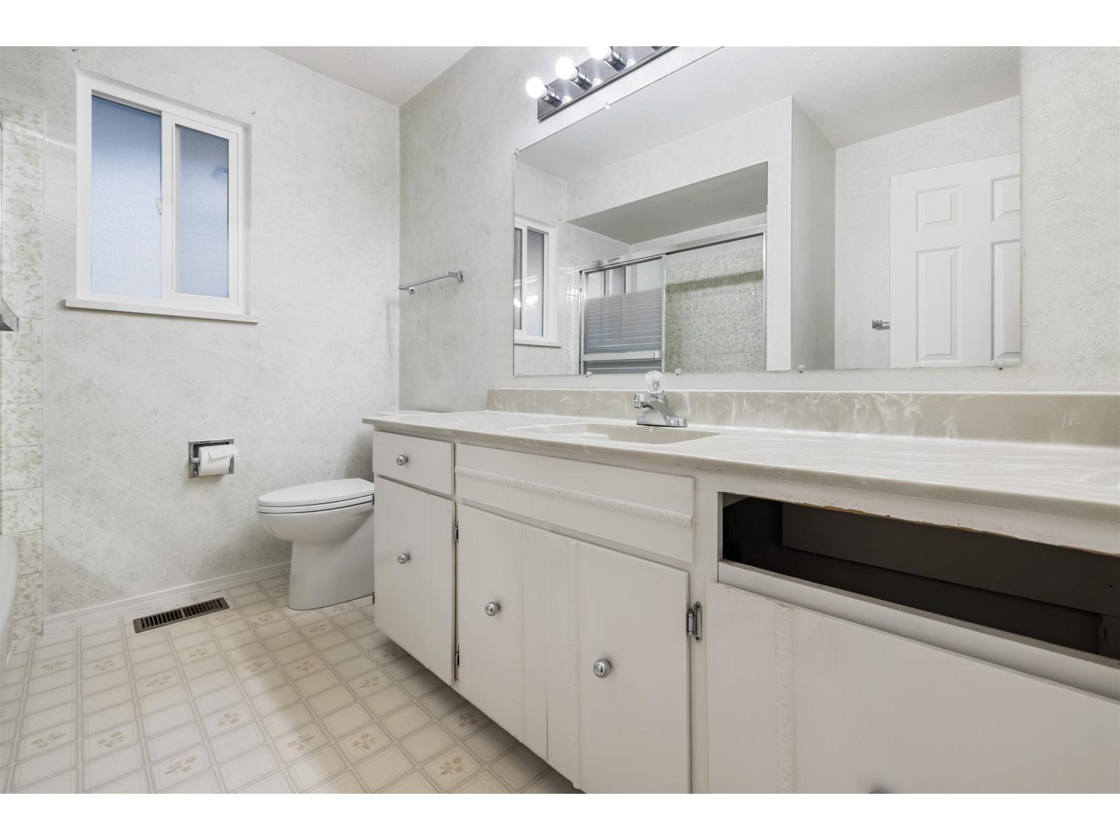 26826 34 Avenue, Langley, British Columbia  V4W 3G8 - Photo 27 - R3070222