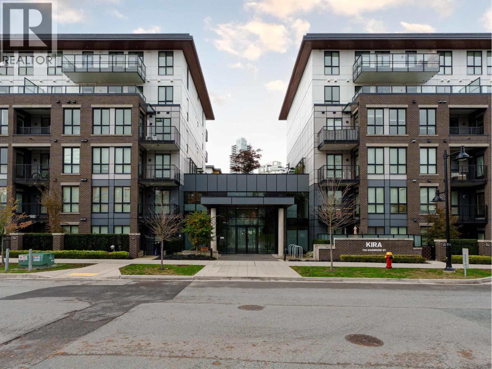 119 750 Dogwood Street, Coquitlam, British Columbia  V3J 0K6 - Photo 1 - R3070172