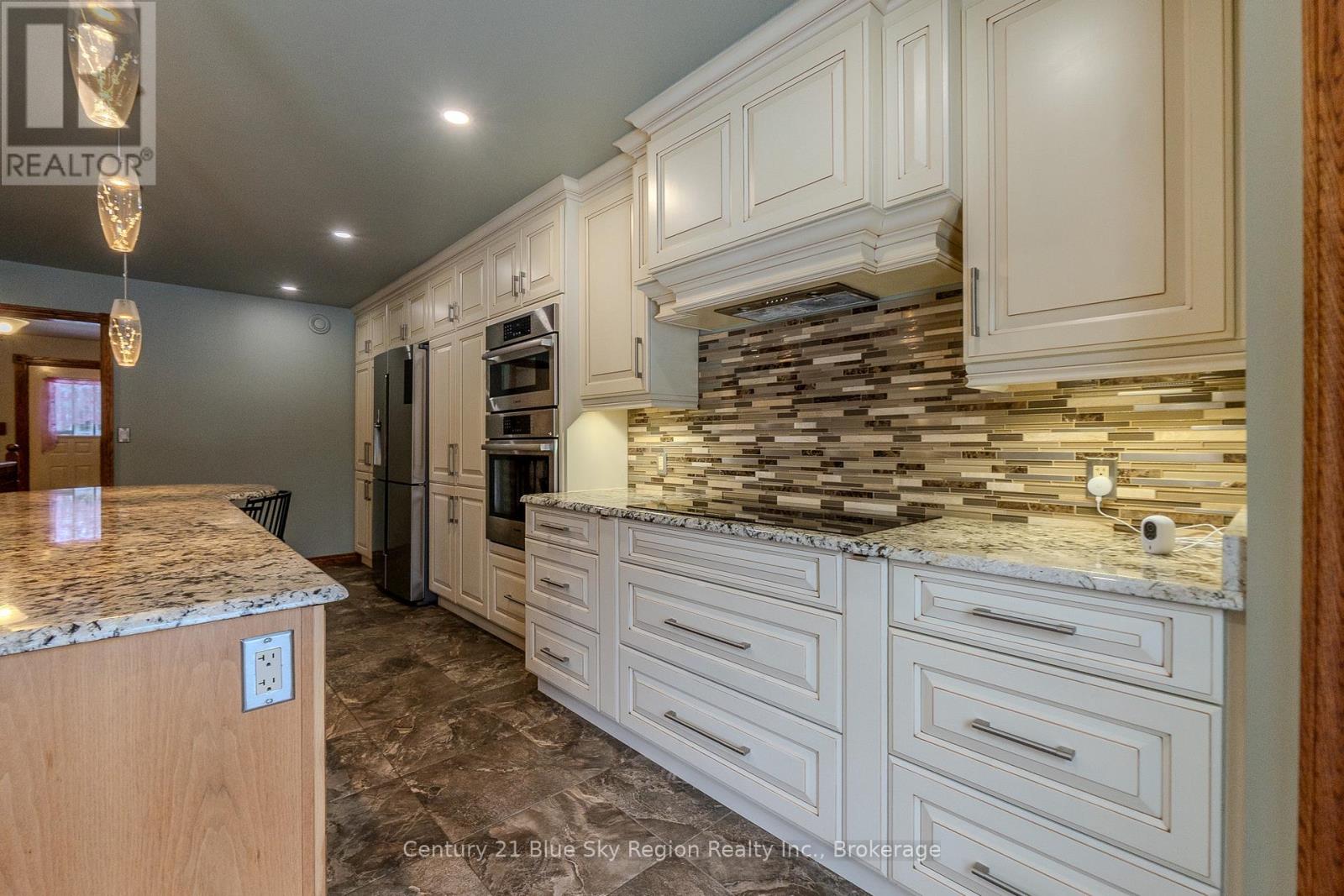 45 Chadbourne Drive, North Bay, Ontario  P1B 8G2 - Photo 8 - X12578910