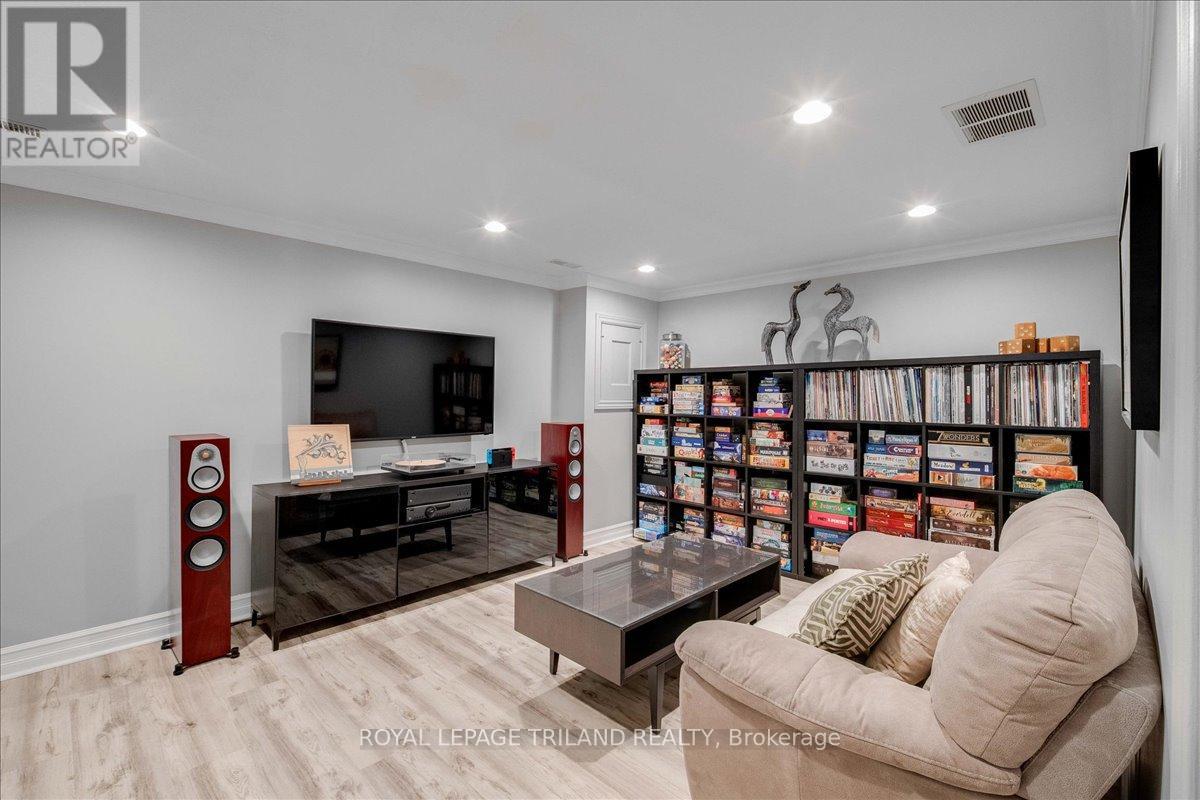 120 - 1330 Jalna Boulevard, London South, Ontario  N6E 2H7 - Photo 32 - X12578656