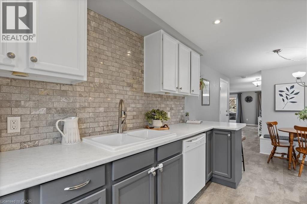 98 Grandridge Crescent, Guelph, Ontario  N1H 8G3 - Photo 18 - 40790404