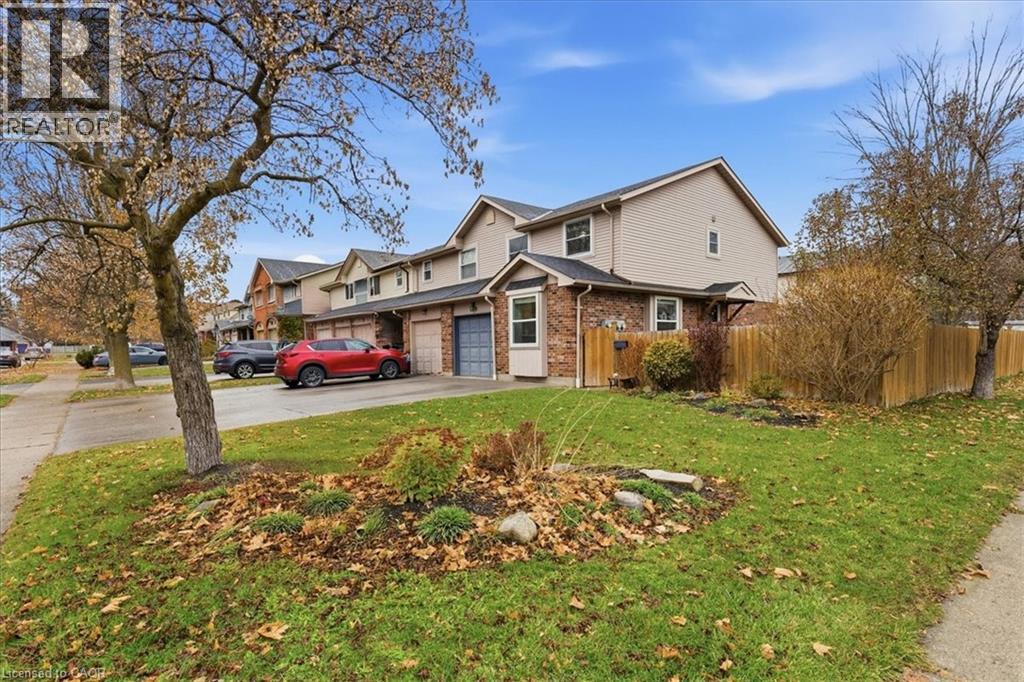 98 Grandridge Crescent, Guelph, Ontario  N1H 8G3 - Photo 2 - 40790404