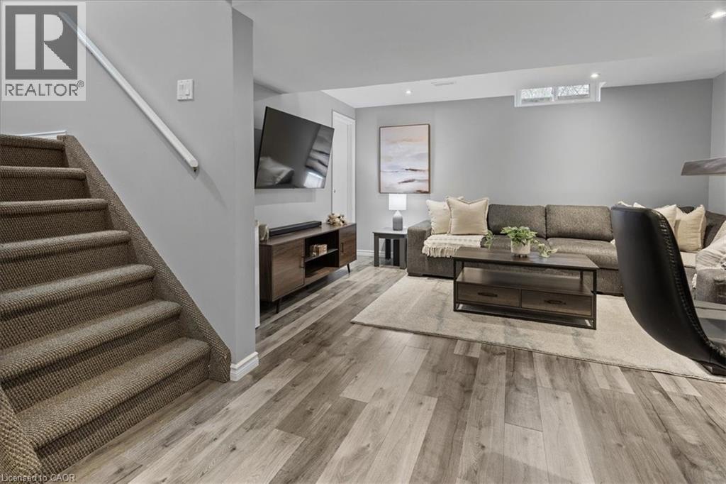 98 Grandridge Crescent, Guelph, Ontario  N1H 8G3 - Photo 29 - 40790404