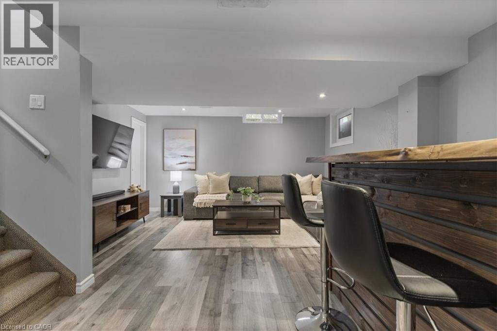 98 Grandridge Crescent, Guelph, Ontario  N1H 8G3 - Photo 30 - 40790404