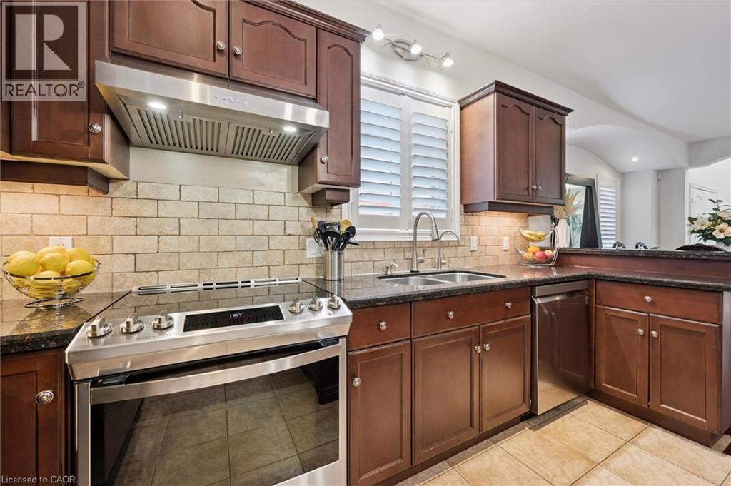 531 Wood Nettle Way, Waterloo, Ontario  N2V 2X9 - Photo 10 - 40790146