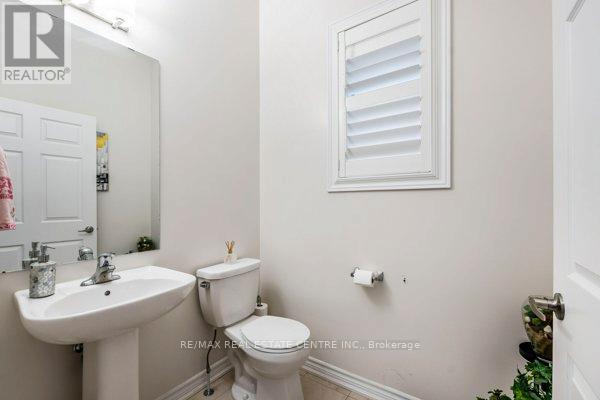 50 Royal Fern Crescent, Caledon, Ontario  L7C 4H1 - Photo 19 - W12478409