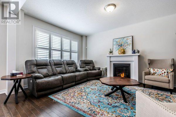 50 Royal Fern Crescent, Caledon, Ontario  L7C 4H1 - Photo 11 - W12478409