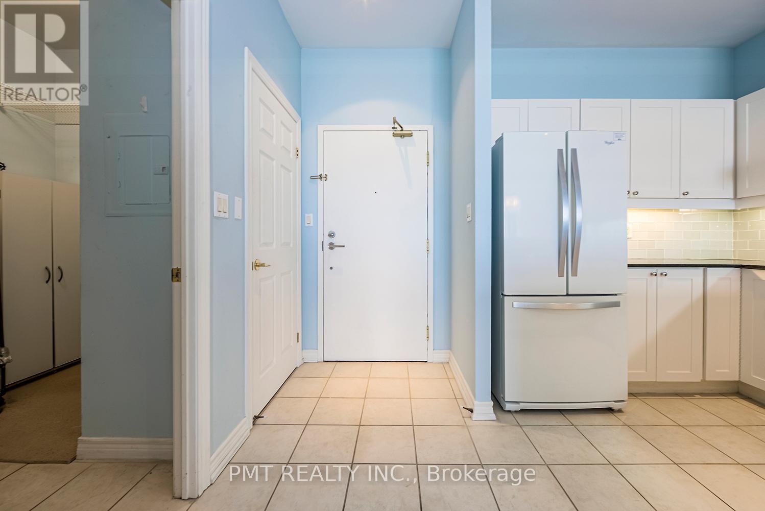 606 - 1 Leaside Park Drive, Toronto, Ontario  M4H 1R1 - Photo 11 - C12578838