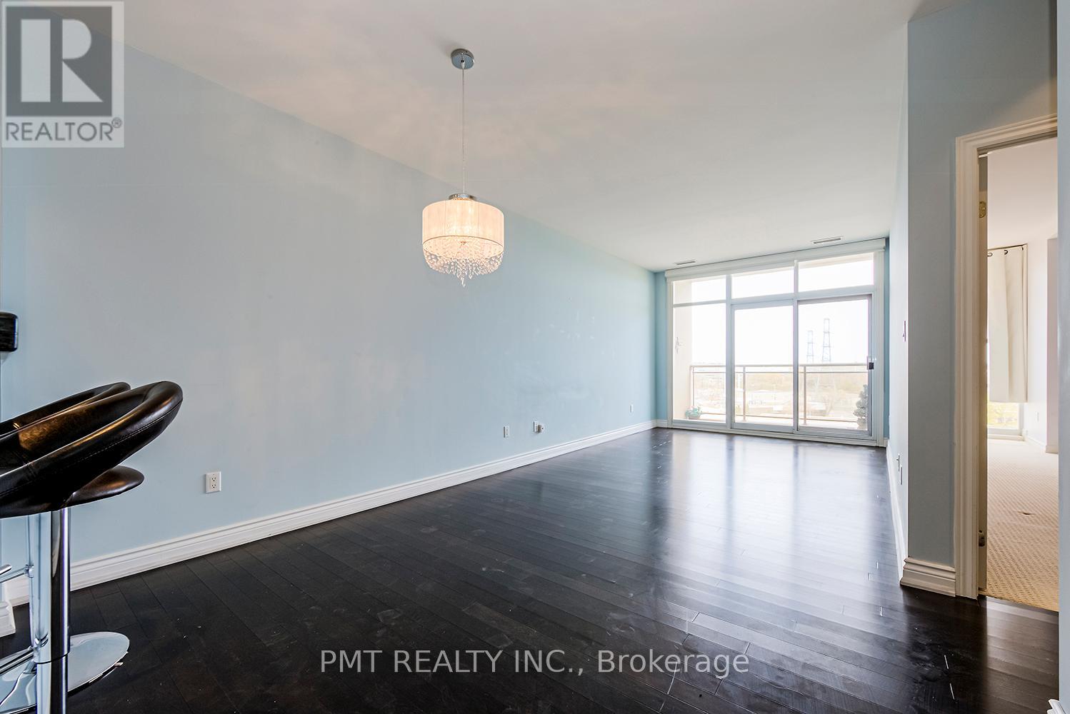 606 - 1 Leaside Park Drive, Toronto, Ontario  M4H 1R1 - Photo 12 - C12578838