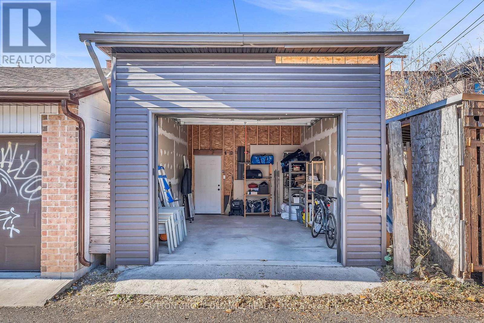 323 Clinton Street, Toronto, Ontario  M6G 2Y7 - Photo 44 - C12578864