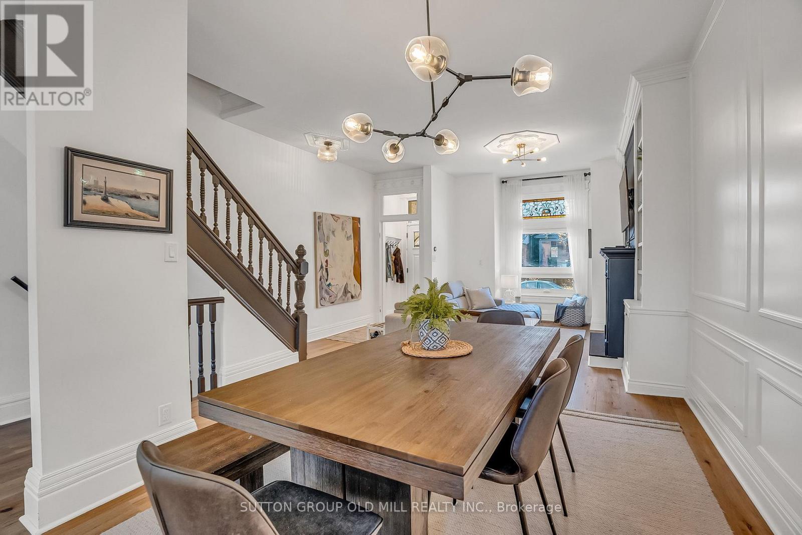 323 Clinton Street, Toronto, Ontario  M6G 2Y7 - Photo 9 - C12578864