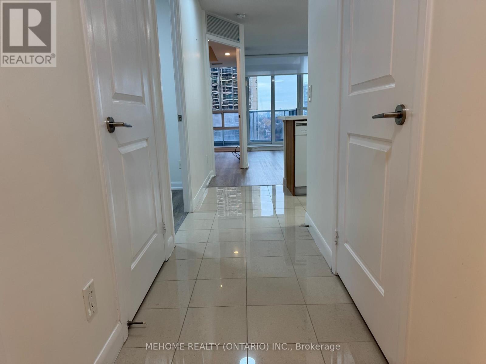 1702 - 4978 Yonge Street, Toronto, Ontario  M2N 7G5 - Photo 2 - C12578912