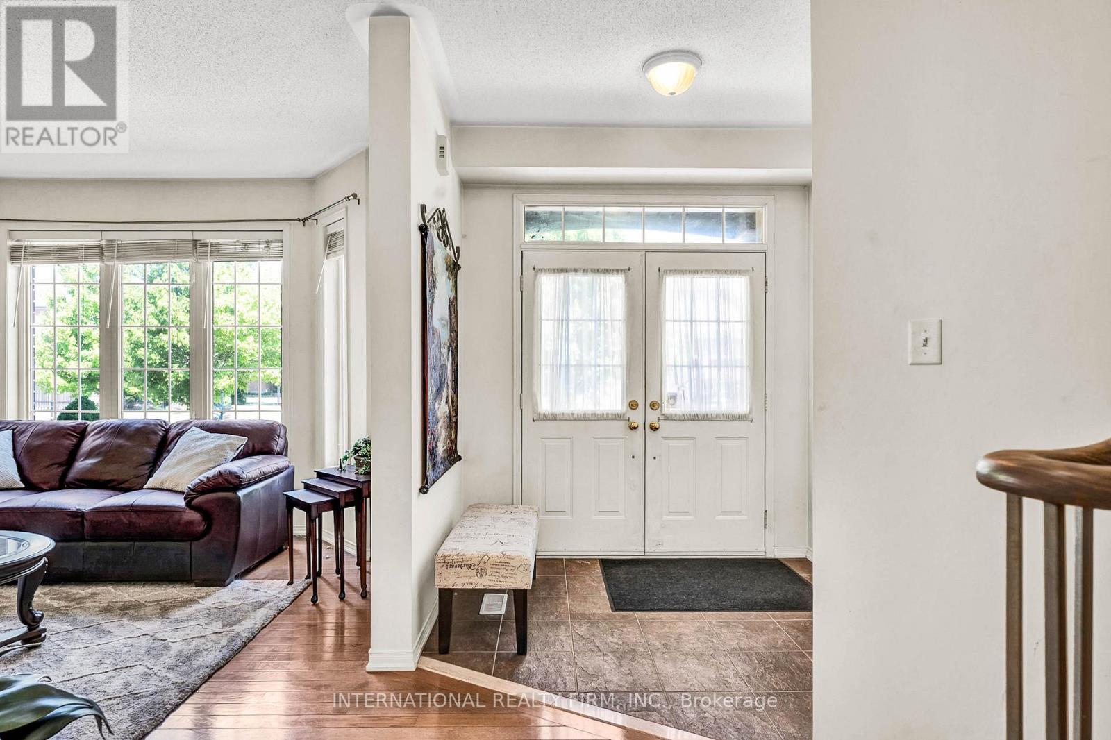 26 Peacock Crescent, Ajax, Ontario  L1T 0C6 - Photo 3 - E12578850