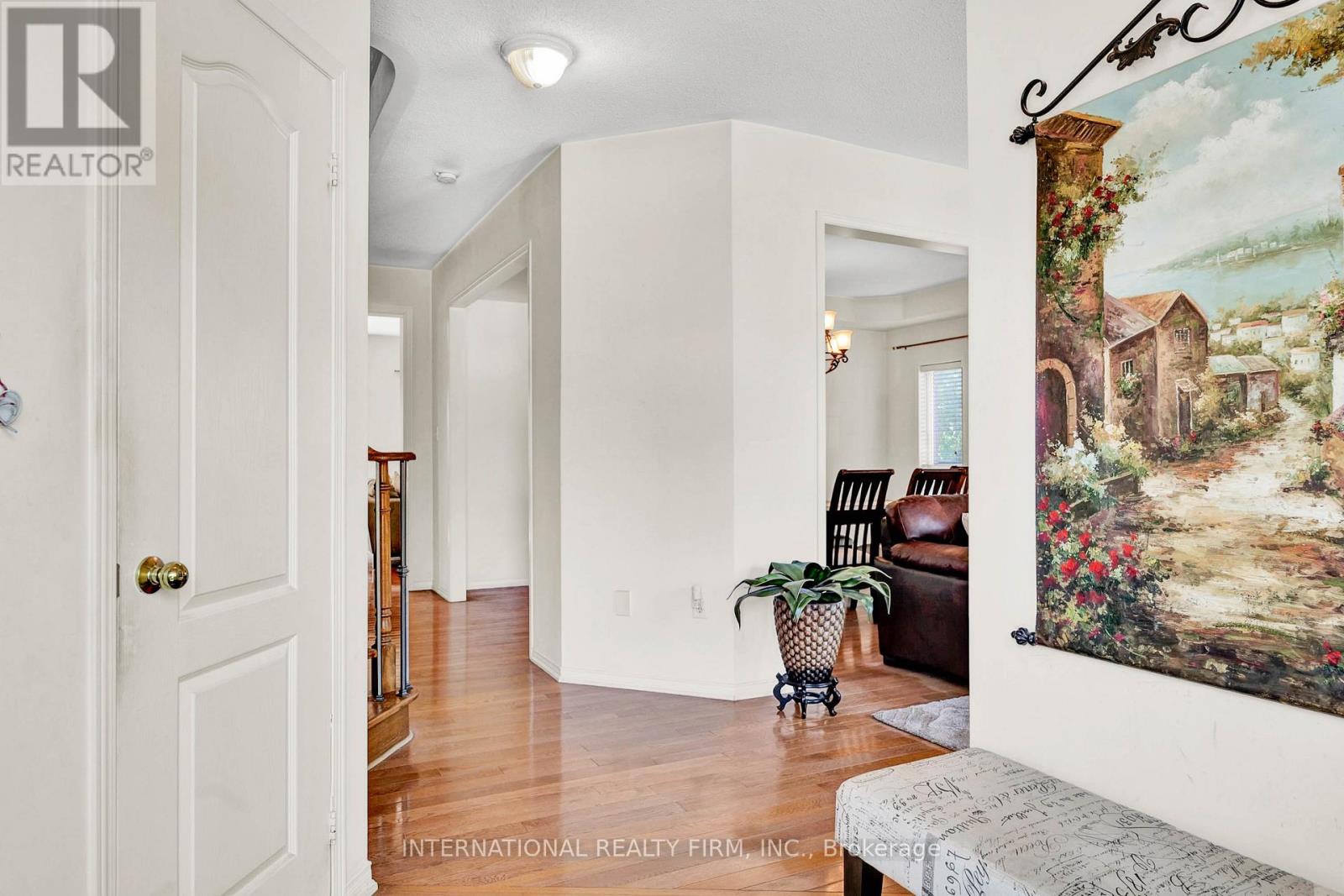 26 Peacock Crescent, Ajax, Ontario  L1T 0C6 - Photo 4 - E12578850