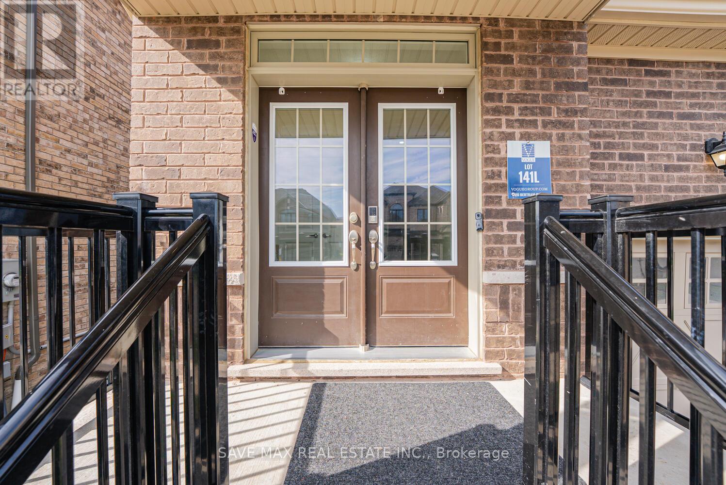 20 Bertram Gate, Whitby, Ontario  L1N 9Y6 - Photo 4 - E12578854