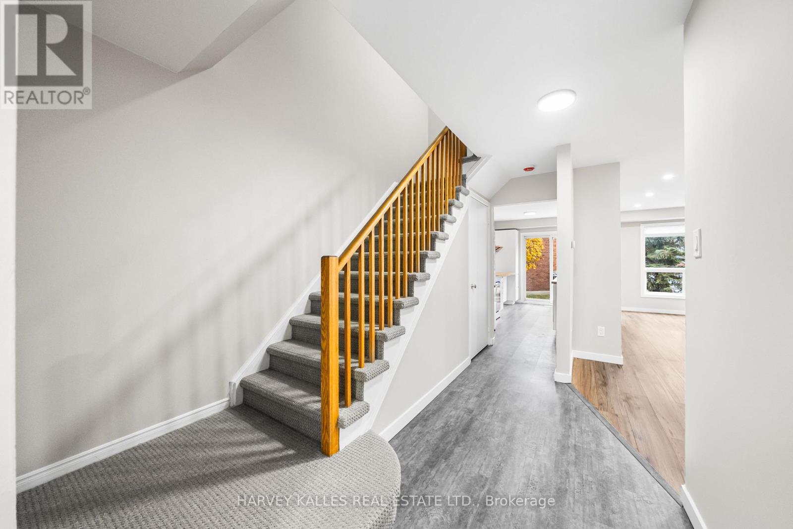 221 - 10 Bassett Boulevard, Whitby, Ontario  L1N 9C8 - Photo 13 - E12578860