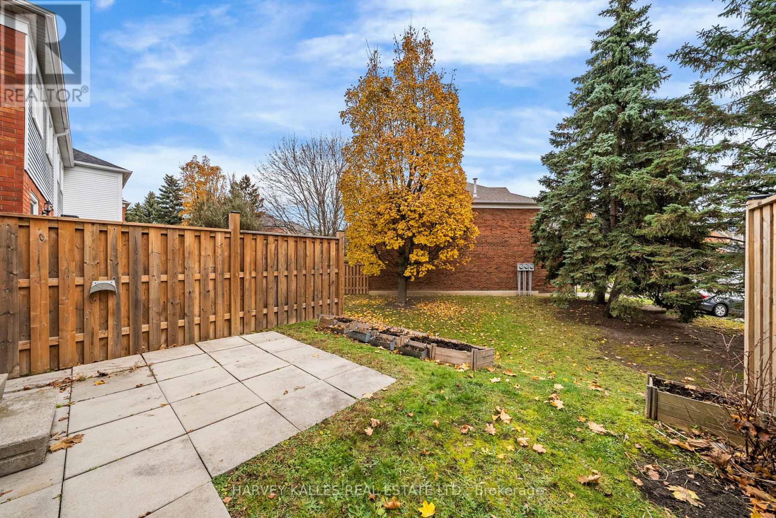 221 - 10 Bassett Boulevard, Whitby, Ontario  L1N 9C8 - Photo 30 - E12578860