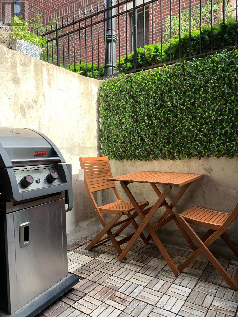 13 - 150 Broadview Avenue, Toronto, Ontario  M4M 0A9 - Photo 11 - E12578868