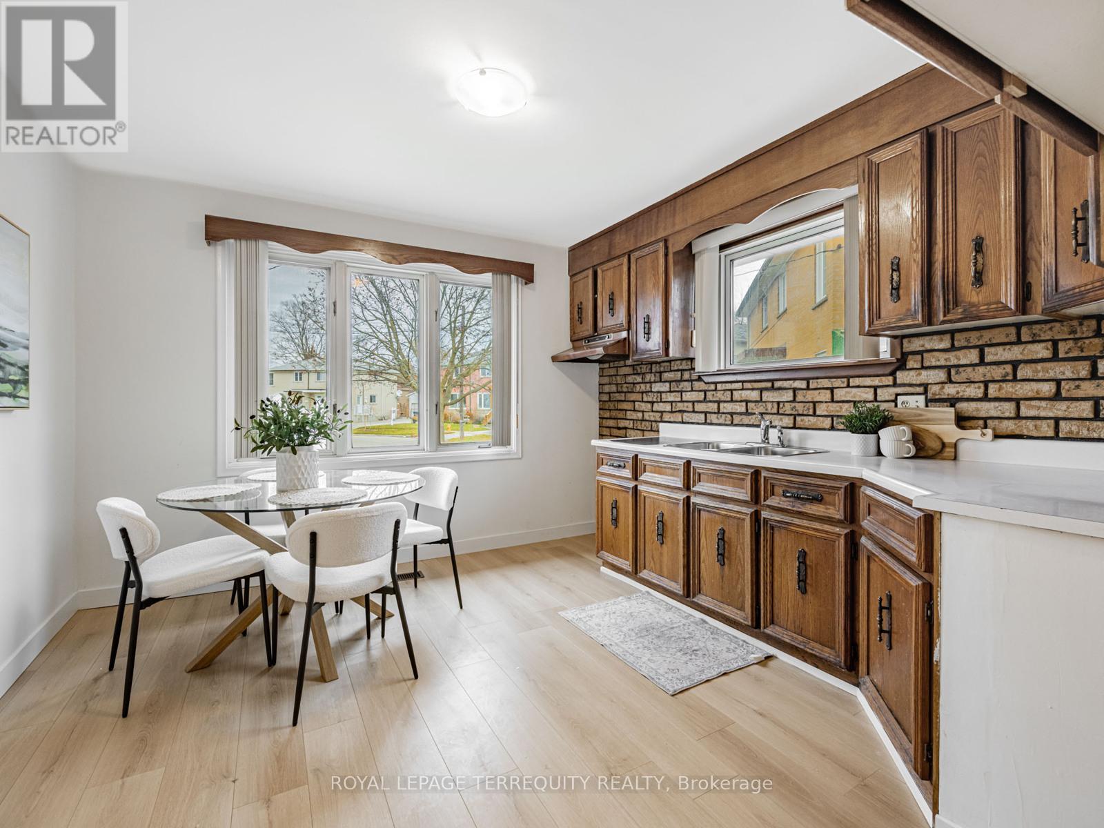 34 Athenia Court, Toronto, Ontario  M1E 2C1 - Photo 9 - E12578902