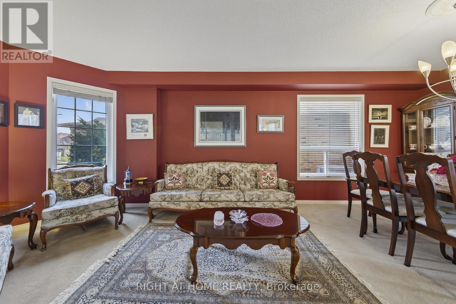 1338 Vincent Crescent, Innisfil, Ontario  L9S 1Z8 - Photo 12 - N12578818