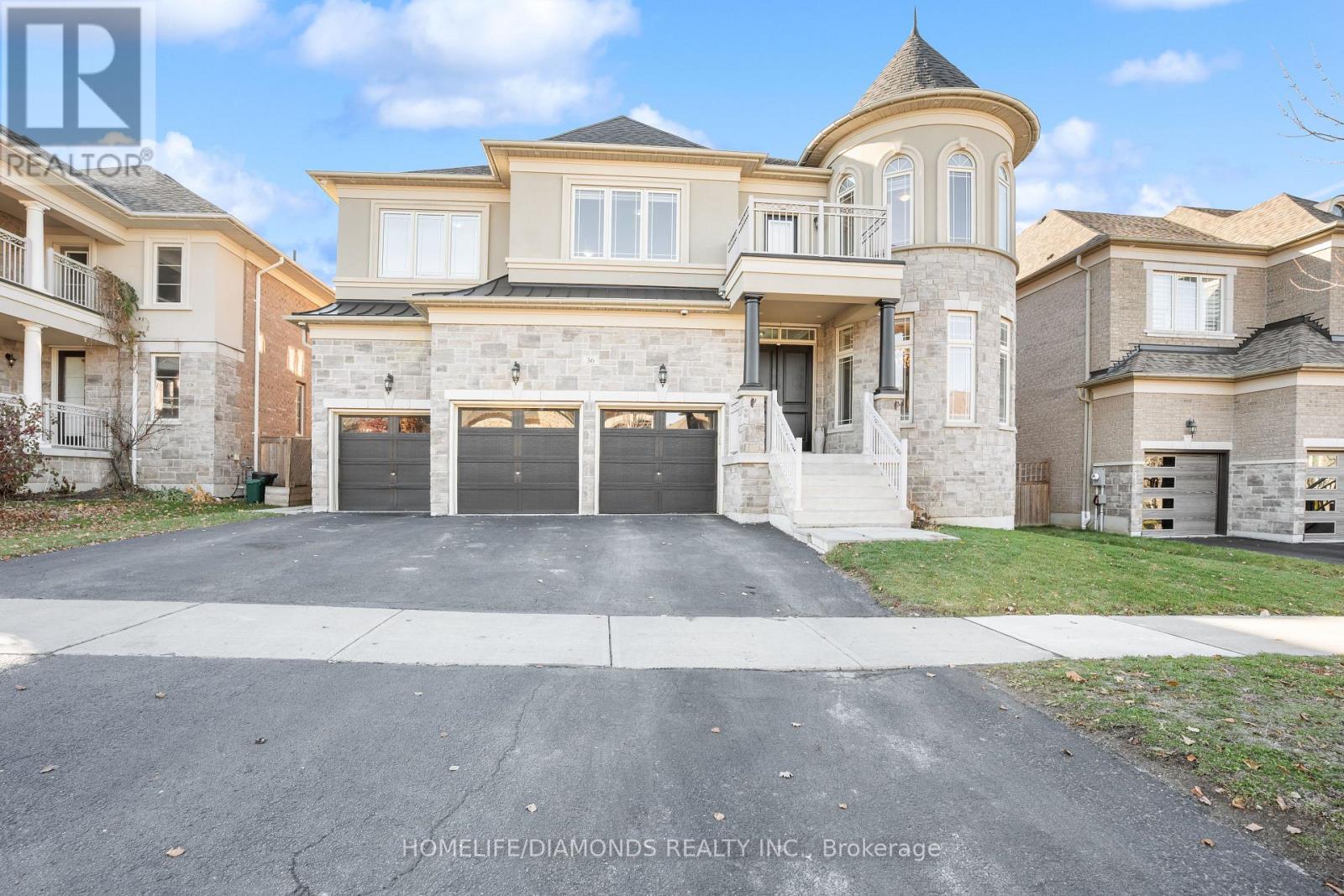 36 WEST COAST TRAIL, King, Ontario