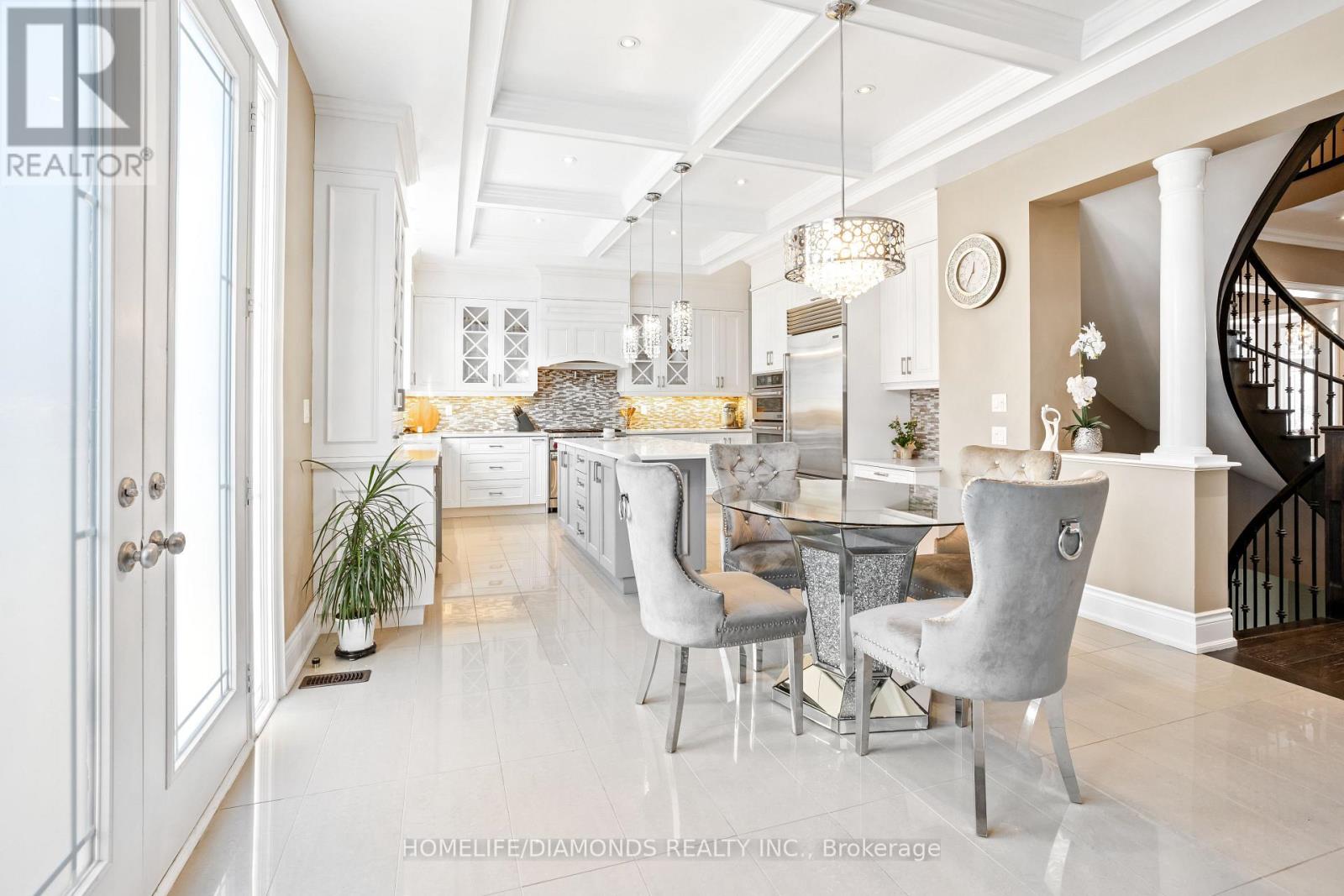 36 West Coast Trail, King, Ontario  L7B 0A4 - Photo 16 - N12578830