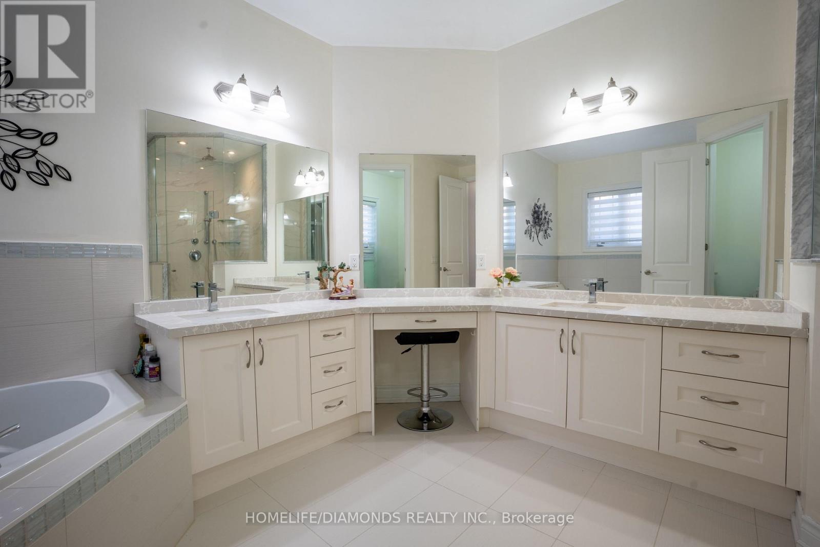 36 West Coast Trail, King, Ontario  L7B 0A4 - Photo 29 - N12578830