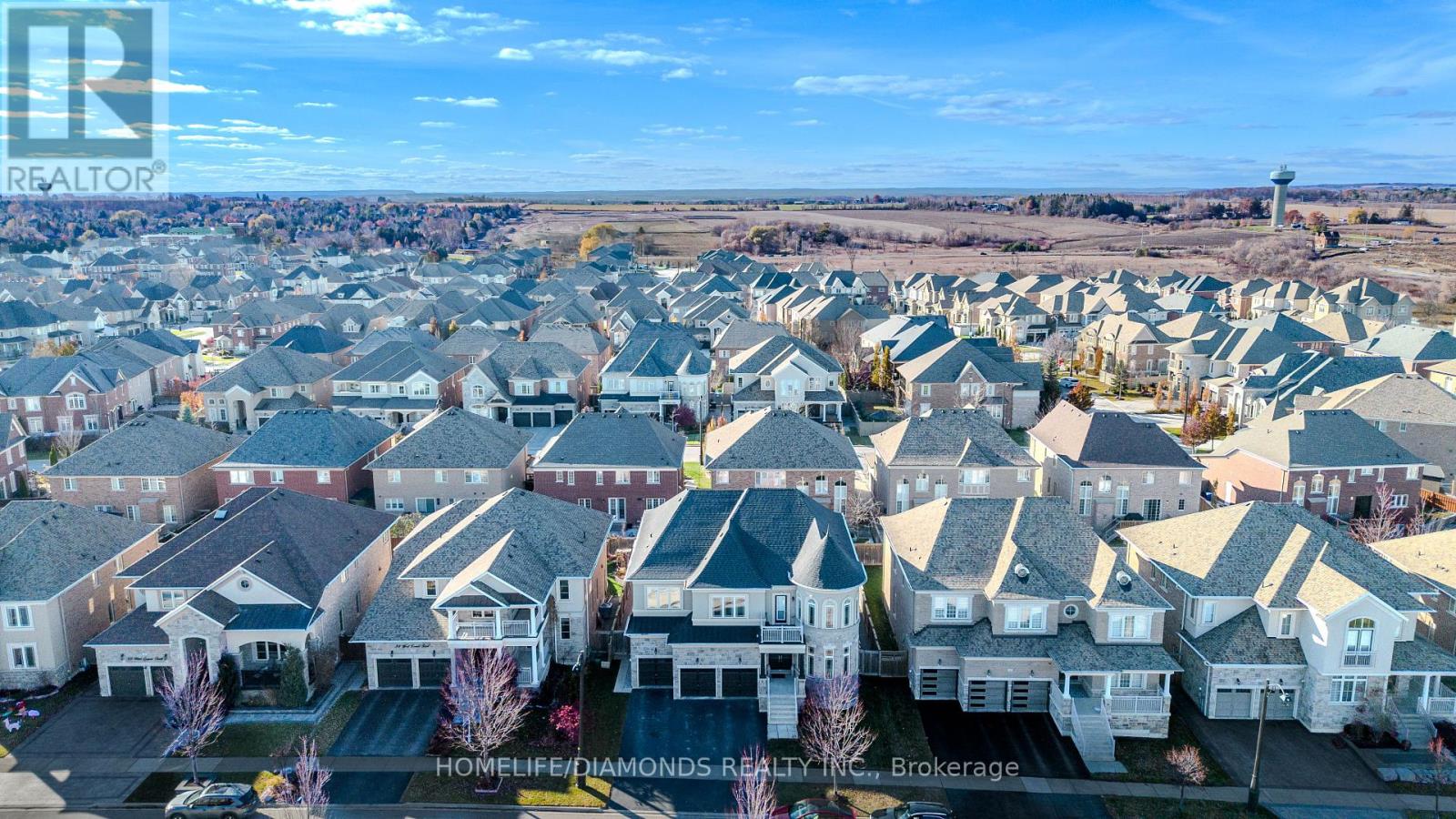 36 West Coast Trail, King, Ontario  L7B 0A4 - Photo 4 - N12578830