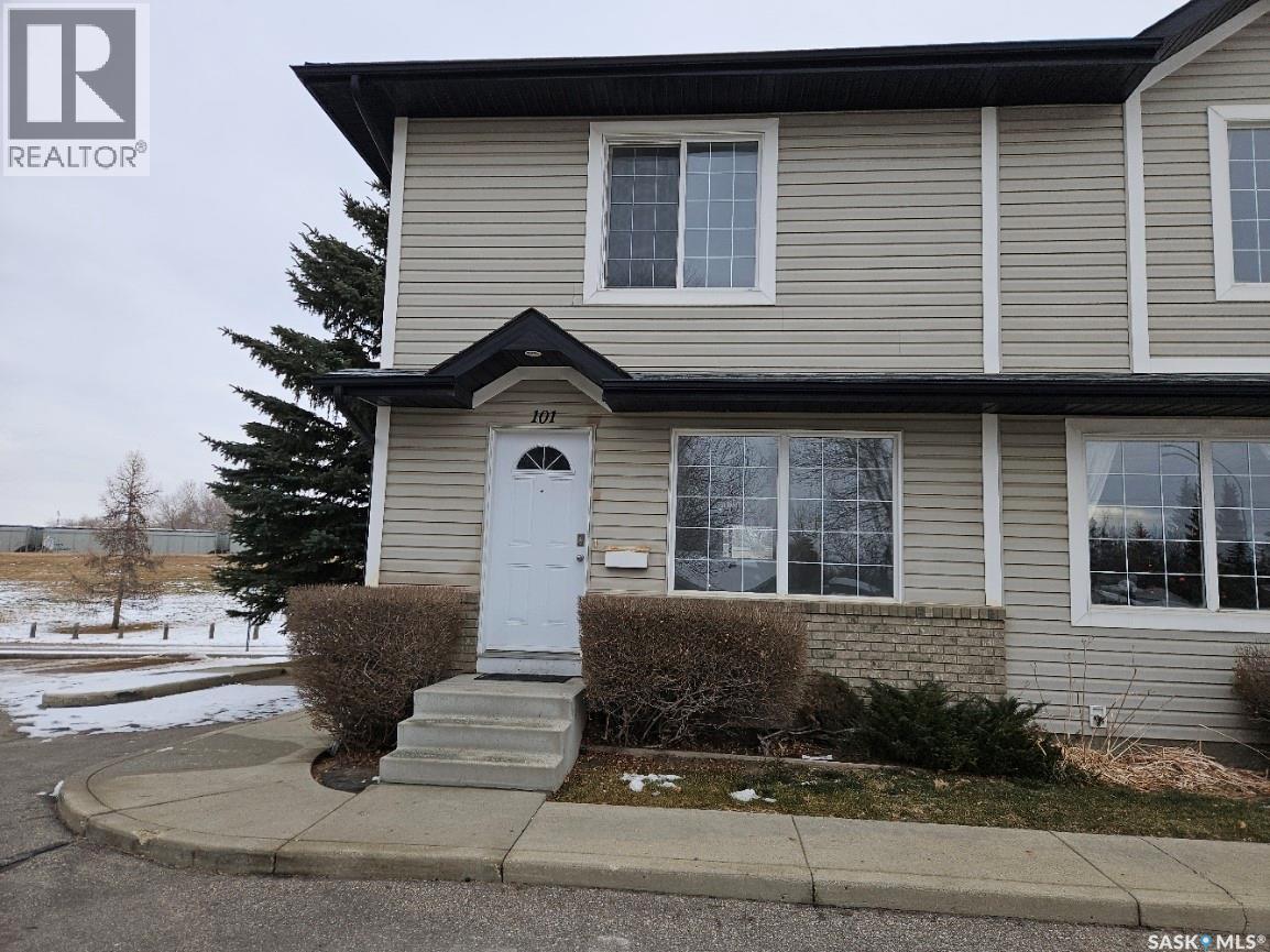 101 103 Rutherford CRESCENT, Saskatoon, Saskatchewan